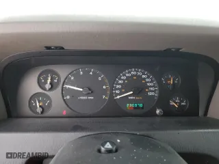 2003 Jeep Grand Cherokee Laredo with VIN 1J4GW48SX3C612620, listed as a Copart auction lot 87298644 with 230,970 mi miles and Non Repairable. Bid and sale history available at carsss.com. Image 9.