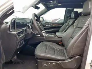 2024 Cadillac Escalade 4WD Sport Platinum z VIN 1GYS4GKL9RR231253, wystawiony jako Copart lot #51023045 z przebiegiem 11 616 mil mil oraz Szkoda całkowita • Salvage title. Historia ofert i sprzedaży dostępna na DreamBid. Obrazek 7.