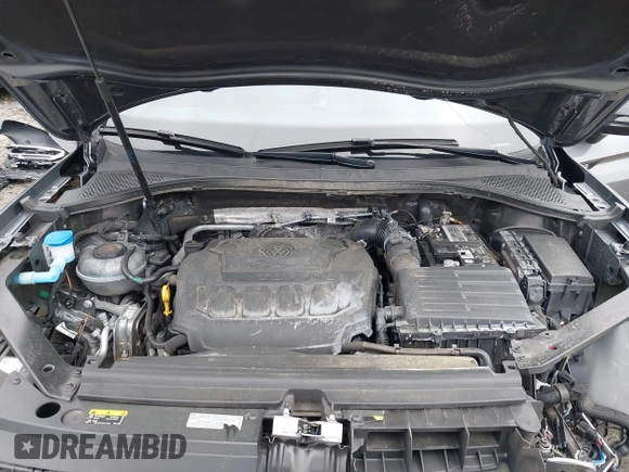 2022 Volkswagen Tiguan SE R-Line Black z VIN 3VVCB7AX9NM014741, wystawiony jako IAAI lot #42043123 z przebiegiem 71 777 mil mil oraz . Historia ofert i sprzedaży dostępna na DreamBid. Obrazek 10.