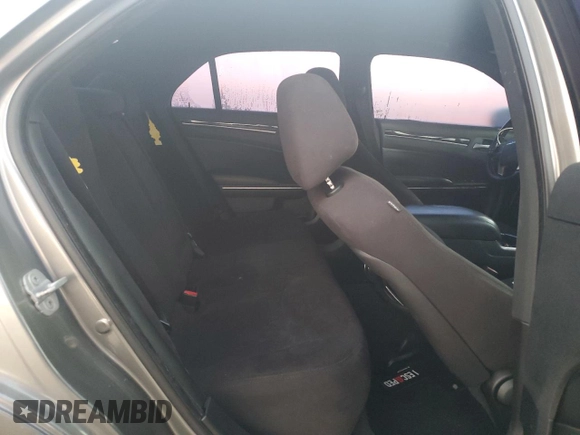 2011 Chrysler 300 with VIN 2C3CA4CG4BH550413, listed as a Copart auction lot 87019804 with 121,101 mi miles and Salvage Title. Bid and sale history available at carsss.com. Image 10.