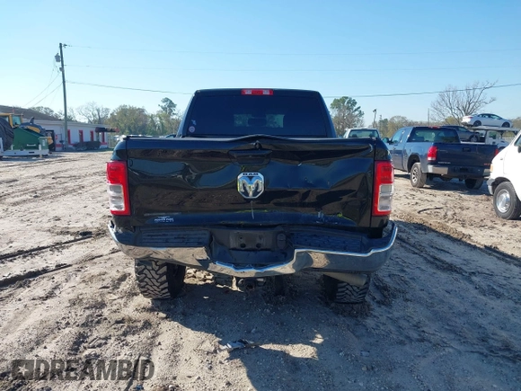 2020 Ram 2500 Big Horn with VIN 3C6UR5DL3LG159756, listed as a IAAI auction lot 41672866 with 89,417 mi miles and . Bid and sale history available at DreamBid. Image 16.