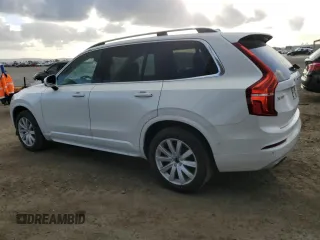 2016 Volvo XC90 T6 Momentum with VIN YV4A22PK8G1045772, listed as a Copart auction lot 45231845 with 73,976 mi miles and Clean Title. Bid and sale history available at carsss.com. Image 2.