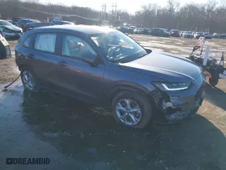 2023 Honda HR-V LX with VIN 3CZRZ2H38PM709865, listed as a IAAI auction lot 41571229 with 28,036 mi miles. Bid and sale history available at carsss.com. Image 1.