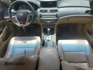 2012 Honda Accord LX Premium z VIN 1HGCP2F49CA050913, wystawiony jako Copart lot #61690905 z przebiegiem 202 718 mil mil oraz Czysty tytuł • Clean title. Historia ofert i sprzedaży dostępna na DreamBid. Obrazek 8.