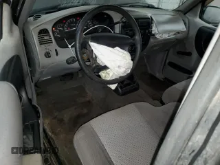 2000 Mazda B-Series 2WD Truck SE with VIN 4F4YR16V8YTM12086, listed as a Copart auction lot 82609244 with 297,354 mi miles and Salvage Title. Bid and sale history available at carsss.com. Image 8.