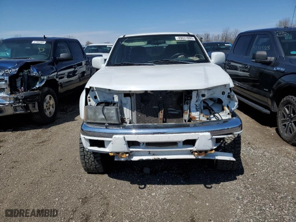 2005 Chevrolet Colorado 1SE LS Z71 with VIN 1GCDS136558105062, listed as a Copart auction lot 49031805 with 200,586 mi miles and Salvage Title. Bid and sale history available at carsss.com. Image 5.