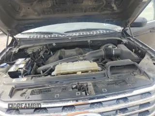 2019 Ford Expedition Max XLT z VIN 1FMJK1HT8KEA58488, wystawiony jako Copart lot #50576755 z przebiegiem 129 871 mil mil oraz Szkoda całkowita • Salvage title. Historia ofert i sprzedaży dostępna na DreamBid. Obrazek 12.