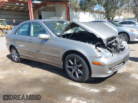 2007 Mercedes-Benz C 280 Luxury with VIN WDBRF54H67A930085, listed as a IAAI auction lot 41972926 with 92,775 mi miles and . Bid and sale history available at DreamBid. Image 1.