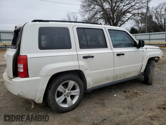 2007 Jeep Patriot Sport with VIN 1J8FT28W77D359282, listed as a Copart auction lot 44372385 with 194,152 mi miles and Salvage Title. Bid and sale history available at DreamBid. Image 3.