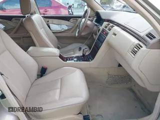 2001 Mercedes-Benz E-Class with VIN WDBJH65J41B349359, listed as a IAAI auction lot 41532318 with 96,375 mi miles. Bid and sale history available at carsss.com. Image 5.