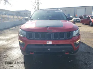 2019 Jeep Compass Trailhawk z VIN 3C4NJDDBXKT671560, wystawiony jako Copart lot #86878594 z przebiegiem 111 576 mil mil oraz Szkoda całkowita • Salvage title. Historia ofert i sprzedaży dostępna na DreamBid. Obrazek 5.