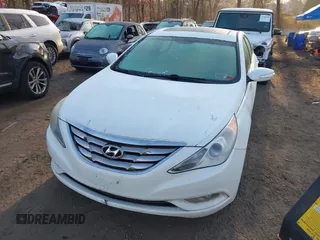 2011 Hyundai Sonata SE with VIN 5NPEC4AC6BH154490, listed as a IAAI auction lot 42012781 with 132,740 mi miles. Bid and sale history available at carsss.com. Image 6.