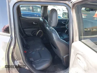 2016 Jeep Renegade Limited with VIN ZACCJBDT3GPD51130, listed as a IAAI auction lot 41725925 with 165,748 mi miles and . Bid and sale history available at DreamBid. Image 8.