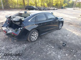 2022 Honda Civic LX z VIN 2HGFE2F21NH506473, wystawiony jako IAAI lot #42071786 z przebiegiem 41 136 mil mil oraz . Historia ofert i sprzedaży dostępna na DreamBid. Obrazek 4.
