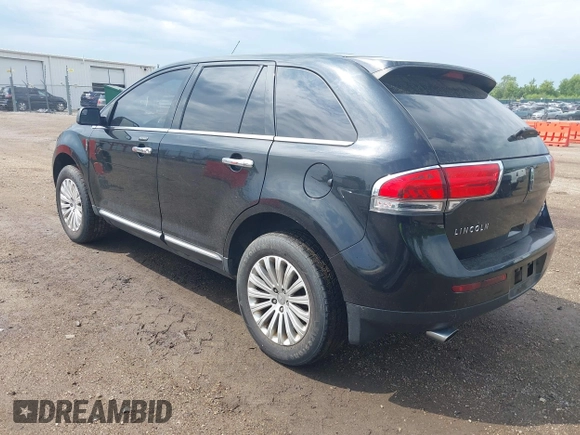 2012 Lincoln MKX z VIN 2LMDJ8JK8CBL17752, wystawiony jako IAAI lot #42430515 z przebiegiem 220 452 mil mil oraz . Historia ofert i sprzedaży dostępna na DreamBid. Obrazek 3.