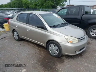 2003 Toyota ECHO z VIN JTDBT123830268022, wystawiony jako IAAI lot #42449089 z przebiegiem 137 877 mil mil oraz . Historia ofert i sprzedaży dostępna na DreamBid. Obrazek 1.