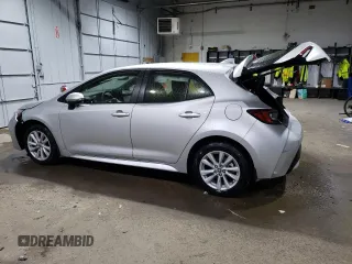 2025 Toyota Corolla Hatchback SE with VIN JTND4MBE9S3233894, listed as a Copart auction lot 68706034 with 706 mi miles and Salvage Title. Bid and sale history available at carsss.com. Image 2.