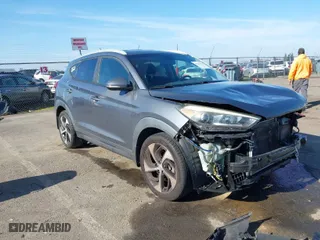 2016 Hyundai Tucson Limited with VIN KM8J33A22GU231834, listed as a IAAI auction lot 41312526 with 117,423 mi miles. Bid and sale history available at carsss.com. Image 1.