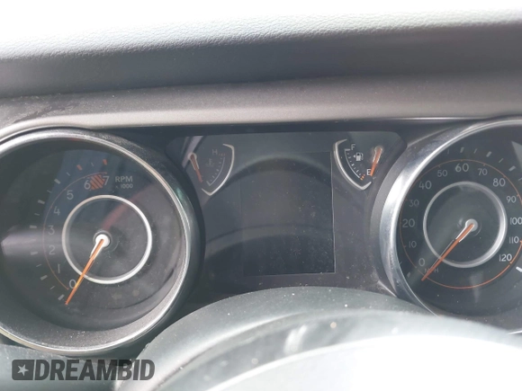 2019 Jeep Wrangler Unlimited Sport S with VIN 1C4HJXDN6KW639739, listed as a IAAI auction lot 42432143 with Not provided miles and . Bid and sale history available at DreamBid. Image 7.