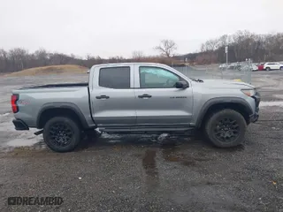 2024 Chevrolet Colorado 4WD Trail Boss with VIN 1GCPTEEK0R1160710, listed as a IAAI auction lot 41520087 with 11,615 mi miles. Bid and sale history available at carsss.com. Image 13.