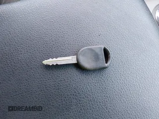 2005 Ford F-150 XLT с VIN 1FTPX04535KD01051, выставлен на аукционе IAAI как лот 41479977 с пробегом 190 420 миль миль и . История ставок и продаж доступна на DreamBid. Изображение 11.