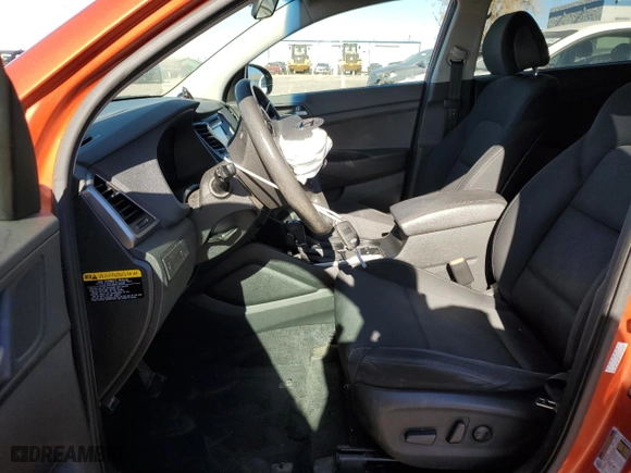 2016 Hyundai Tucson SE with VIN KM8J3CA45GU102861, listed as a Copart auction lot 82211644 with 90,262 mi miles and Salvage Title. Bid and sale history available at carsss.com. Image 7.