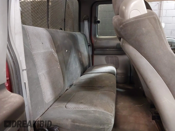 2002 Ford Super Duty F-250 XL with VIN 1FTNX21L82EA87027, listed as a IAAI auction lot 41893004 with 214,580 mi miles. Bid and sale history available at carsss.com. Image 8.
