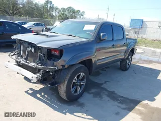 2010 Toyota Tacoma PreRunner with VIN 3TMJU4GNXAM099667, listed as a IAAI auction lot 41530993 with NaN miles. Bid and sale history available at carsss.com. Image 21.