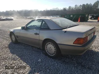 1990 Mercedes-Benz 500 z VIN WDBFA66E8LF010613, wystawiony jako Copart lot #47093275 z przebiegiem 120 814 mil mil oraz Szkody całkowita. Historia ofert i sprzedaży dostępna na DreamBid. Obrazek 2.