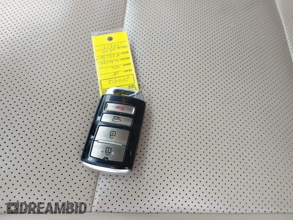 2015 Kia Cadenza Premium with VIN KNALN4D79F5178379, listed as a IAAI auction lot 41594983 with 56,205 mi miles. Bid and sale history available at carsss.com. Image 11.