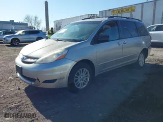 2008 Toyota Sienna LE with VIN 5TDBK23C08S019953, listed as a IAAI auction lot 41742081 with NaN miles. Bid and sale history available at carsss.com. Image 16.