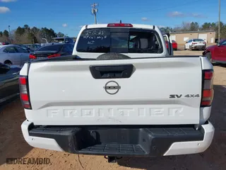 2024 Nissan Frontier PRO-4X with VIN 1N6ED1EK4RN628781, listed as a IAAI auction lot 41731272 with 1 mi miles. Bid and sale history available at carsss.com. Image 15.
