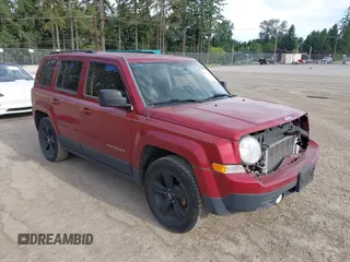2016 Jeep Patriot Latitude with VIN 1C4NJPFB8GD562445, listed as a IAAI auction lot 42513967 with 87,991 mi miles and . Bid and sale history available at DreamBid. Image 1.