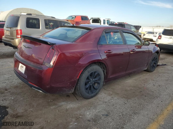 2015 Chrysler 300 Limited with VIN 2C3CCAAG3FH904052, listed as a Copart auction lot 84050794 with 135,971 mi miles and Salvage Title. Bid and sale history available at carsss.com. Image 3.