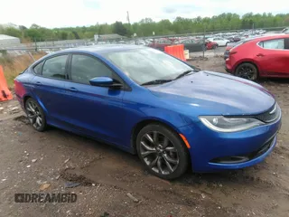 2016 Chrysler 200 S z VIN 1C3CCCBB8GN161430, wystawiony jako IAAI lot #41982855 z przebiegiem 191 028 mil mil oraz . Historia ofert i sprzedaży dostępna na DreamBid. Obrazek 1.