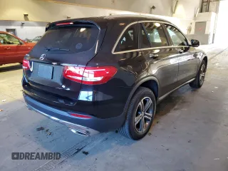 2017 Mercedes-Benz GLC with VIN WDC0G4JB4HF141109, listed as a Copart auction lot 61397772 with 44,392 mi miles. Bid and sale history available at carsss.com. Image 4.