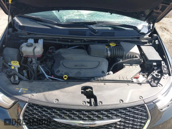 2023 Chrysler Pacifica Touring L with VIN 2C4RC1BG9PR628170, listed as a IAAI auction lot 42515590 with 41,987 mi miles and . Bid and sale history available at DreamBid. Image 10.