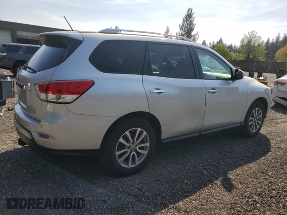 2016 Nissan Pathfinder Platinum with VIN 5N1AR2MM8GC607884, listed as a Copart auction lot 54540775 with 171,544 mi miles and Clean Title. Bid and sale history available at carsss.com. Image 3.
