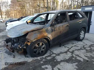 2013 Kia Sorento LX with VIN 5XYKT4A19DG387680, listed as a Copart auction lot 57208245 with Not provided miles and Non repairable. Bid and sale history available at DreamBid. Image 1.