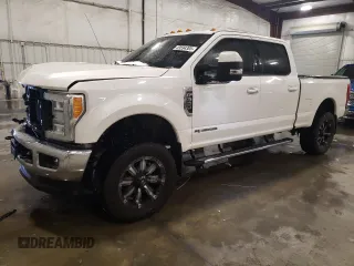 2017 Ford F-350 Platinum with VIN 1FT8W3BT9HEB35728, listed as a Copart auction lot 43594305 with 213,407 mi miles and Salvage Title. Bid and sale history available at DreamBid. Image 1.