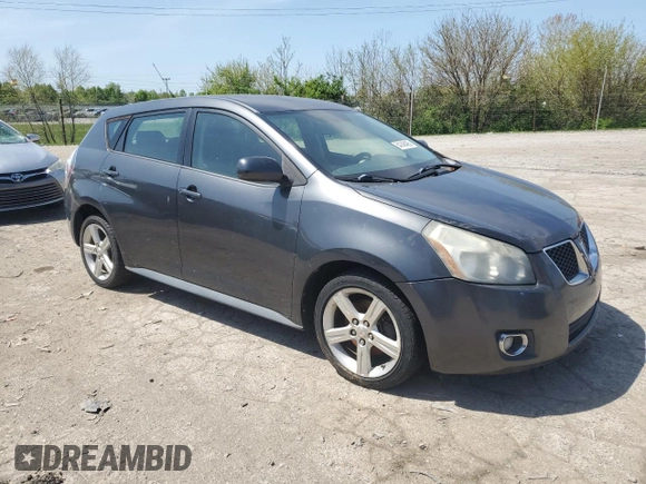 2010 Pontiac Vibe z VIN 5Y2SM6E00AZ402865, wystawiony jako Copart lot #54748495 z przebiegiem 175 670 mil mil oraz Czysty tytuł • Clean title. Historia ofert i sprzedaży dostępna na DreamBid. Obrazek 4.