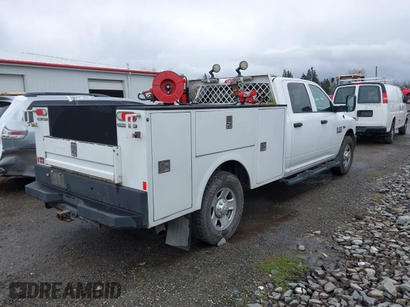 2018 Ram 2500 Tradesman with VIN 3C7WR4HJ0JG387749, listed as a IAAI auction lot 41750102 with 134,986 mi miles. Bid and sale history available at carsss.com. Image 4.