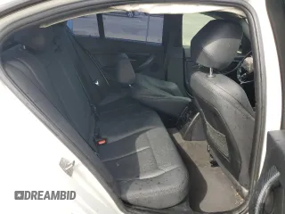 2013 BMW 3 Series 328i с VIN WBA3C1C5XDF440003, выставлен на аукционе Copart как лот 48165335 с пробегом 129 354 миль миль и Списание • Salvage title. История ставок и продаж доступна на DreamBid. Изображение 10.