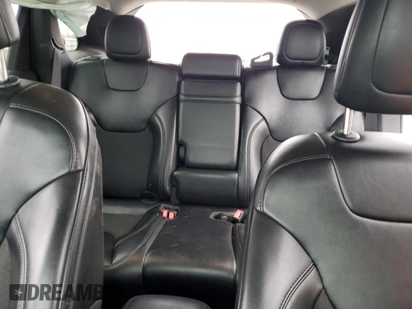 2019 Jeep Cherokee Latitude Plus with VIN 1C4PJLLX3KD300889, listed as a Copart auction lot 45118185 with 87,716 mi miles and Salvage title. Bid and sale history available at DreamBid. Image 10.