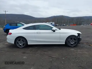 2018 Mercedes-Benz C 300 с VIN WDDWJ4KB5JF729208, выставлен на аукционе IAAI как лот 41937993 с пробегом 65 037 миль миль и . История ставок и продаж доступна на DreamBid. Изображение 13.