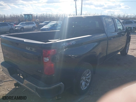 2019 Chevrolet Silverado 1500 LT with VIN 1GCUYDED2KZ282329, listed as a IAAI auction lot 41595747 with 190,000 mi miles. Bid and sale history available at carsss.com. Image 4.