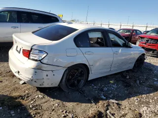 2014 BMW 3 Series 328i xDrive with VIN WBA3B3C52EJ981592, listed as a Copart auction lot 81145484 with 86,247 mi miles and Salvage Title. Bid and sale history available at carsss.com. Image 3.
