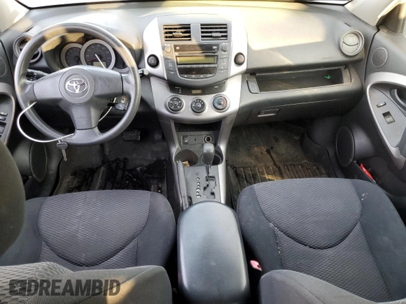 2007 Toyota RAV4 Sport with VIN JTMBK32V476025200, listed as a Copart auction lot 85039324 with 177,018 mi miles and Salvage Title. Bid and sale history available at carsss.com. Image 8.