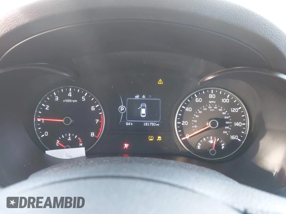 2017 Kia Optima LX with VIN 5XXGT4L38HG161323, listed as a IAAI auction lot 41672014 with 181,730 mi miles. Bid and sale history available at carsss.com. Image 7.