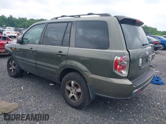 2006 Honda Pilot EX-L with VIN 5FNYF18776B011211, listed as a IAAI auction lot 39555749 with 295,998 mi miles and . Bid and sale history available at DreamBid. Image 3.